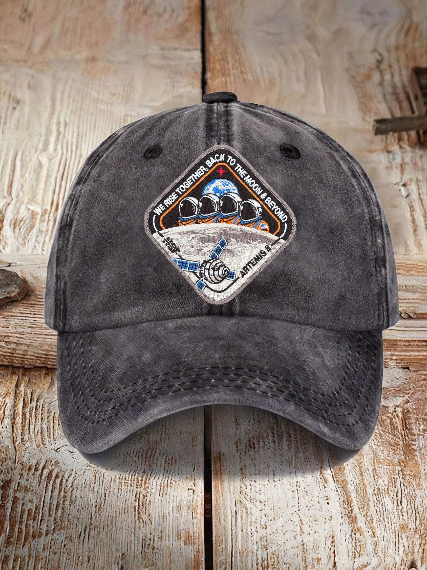 Unisex Artemis II Space Mission Classic Cap