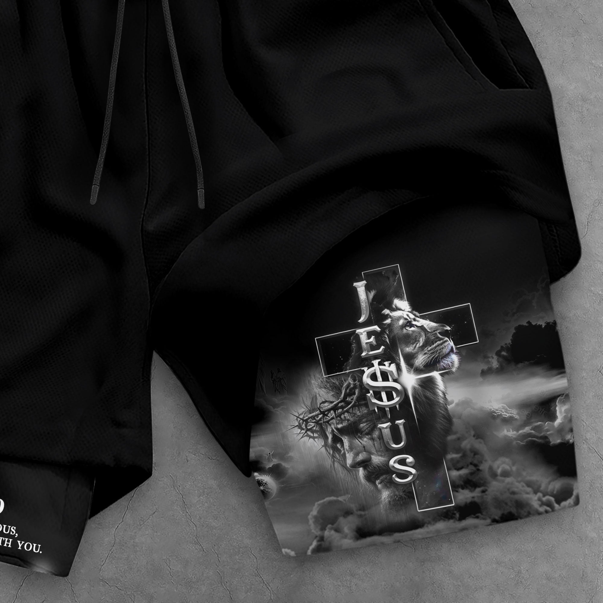 Joshua 1:9 Christian Gym Shorts for Men Jesus Lion Cross Design
